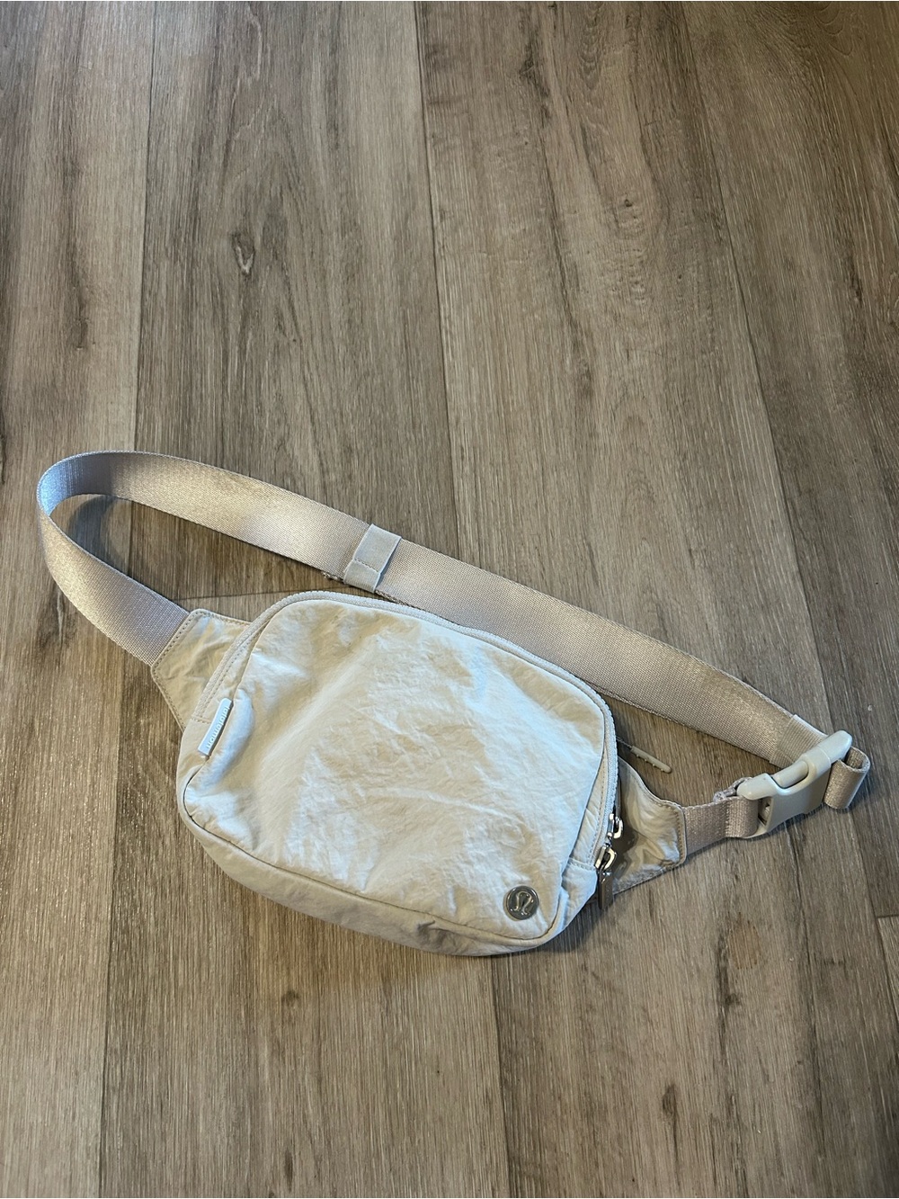 Lululemon Cream Everyday Belt Bag 1L